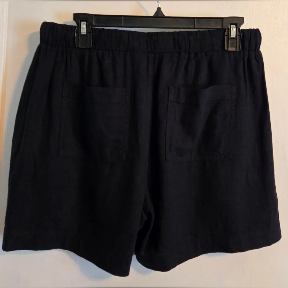 NWOT | Briggs | Women's Linen Blend Pull On Shorts | Size: Medium | Color: Black